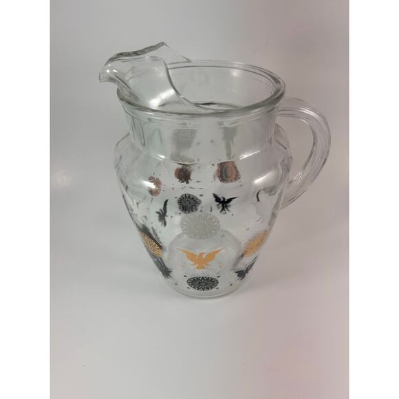 Vintage Patriotic Eagle Glass Pitcher – Gold & Black Mid-Century Design - Picture 2 of 2